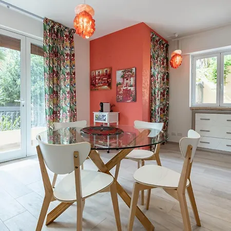 Appartement Cozy With Private Parking